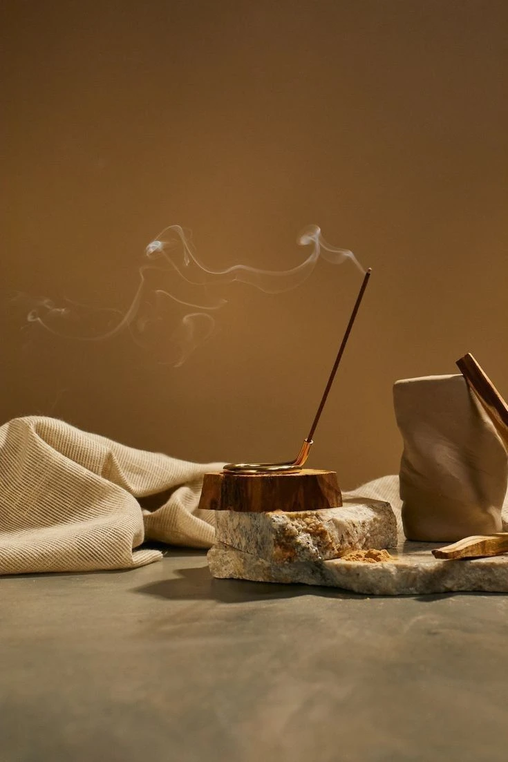 فواحات أعواد خشبية