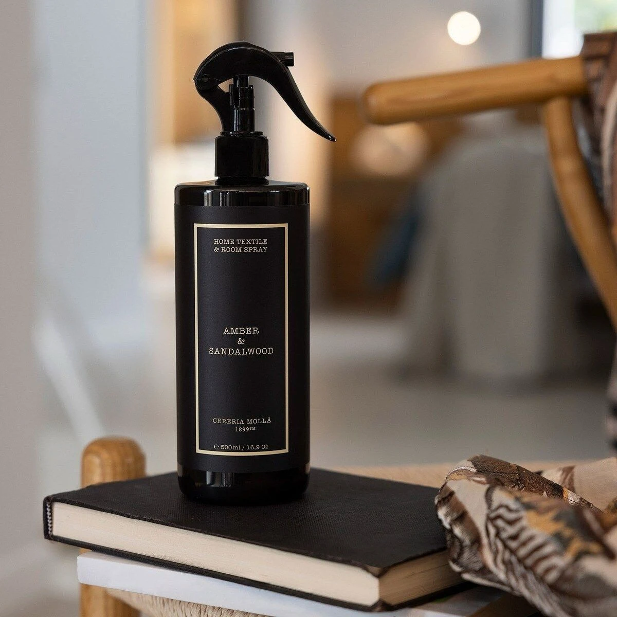 معطرات ستائر